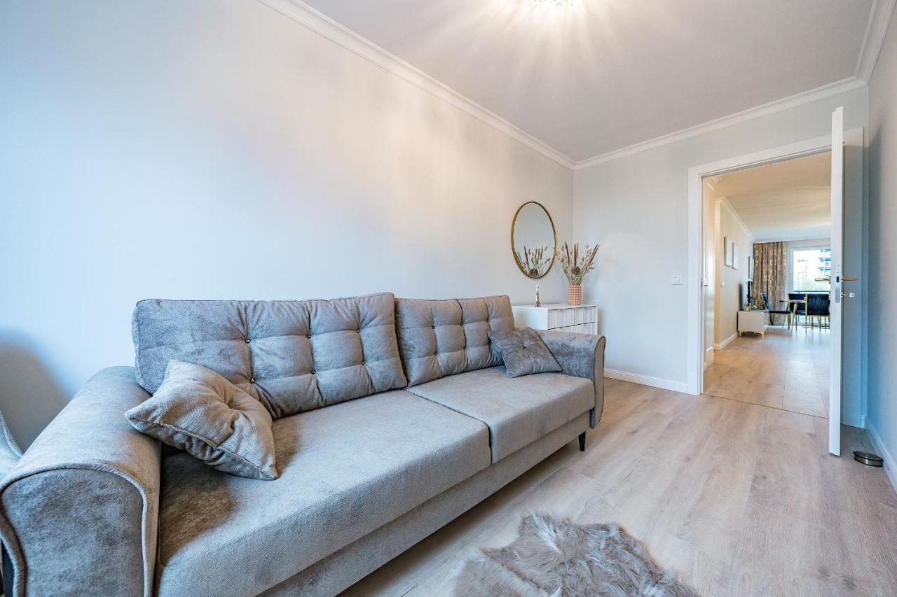 Appartamento Apartament Nowa Letnica, Osiedle Latarnikow Danzica Esterno foto