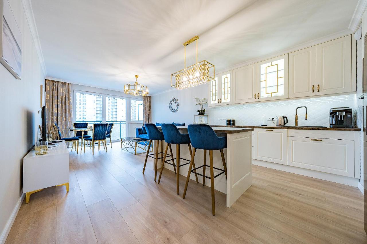 Appartamento Apartament Nowa Letnica, Osiedle Latarnikow Danzica Esterno foto