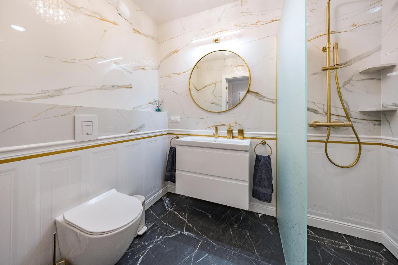 Appartamento Apartament Nowa Letnica, Osiedle Latarnikow Danzica Esterno foto