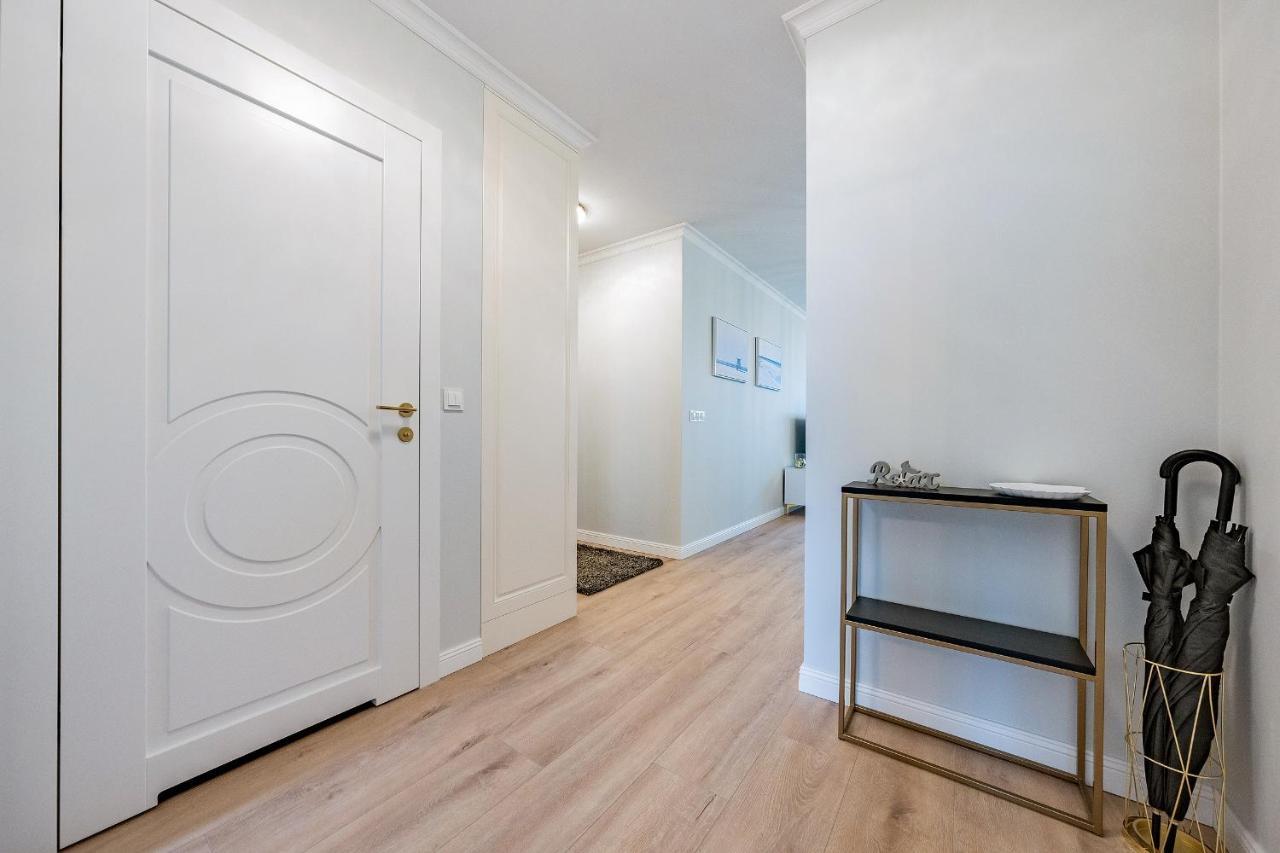 Appartamento Apartament Nowa Letnica, Osiedle Latarnikow Danzica Esterno foto